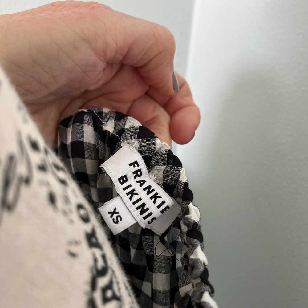 Frankie’s Bikinis Cider Blouse Regular price $170 CAD Color: Black Gingham xs - Picture 6 of 10